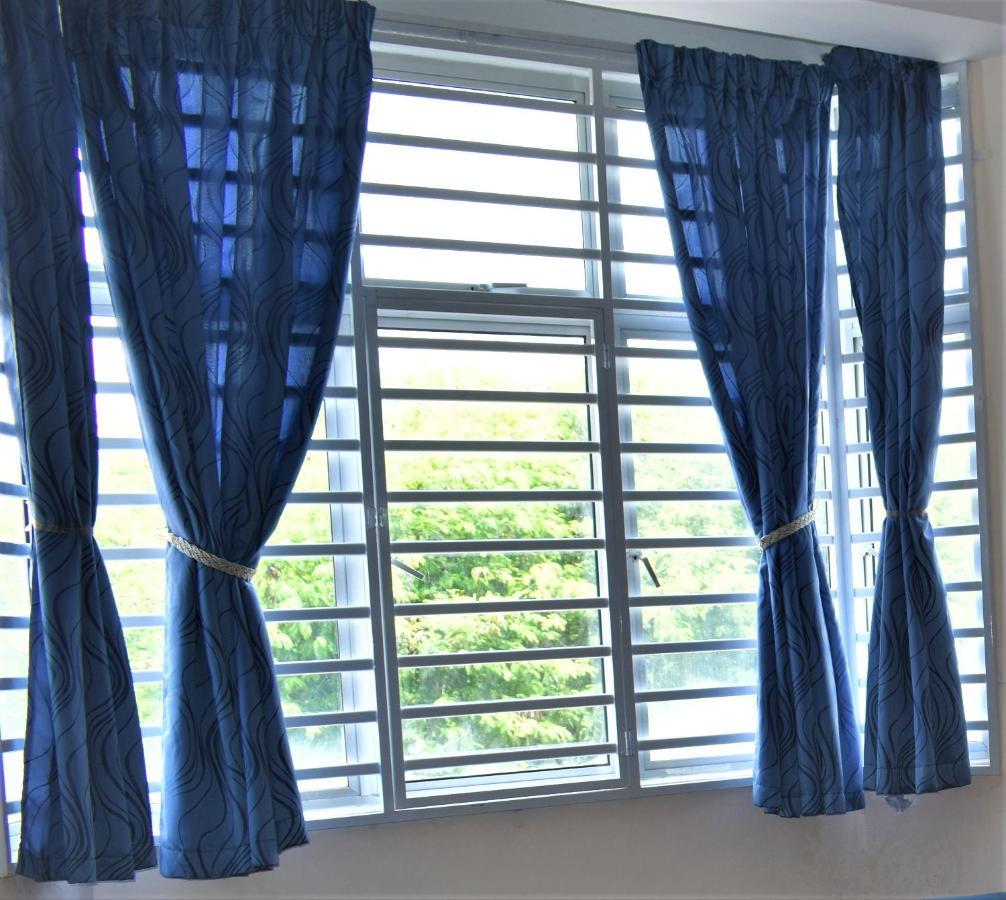 Purnama Homestay At Oceanview Resort ポートディクソン エクステリア 写真