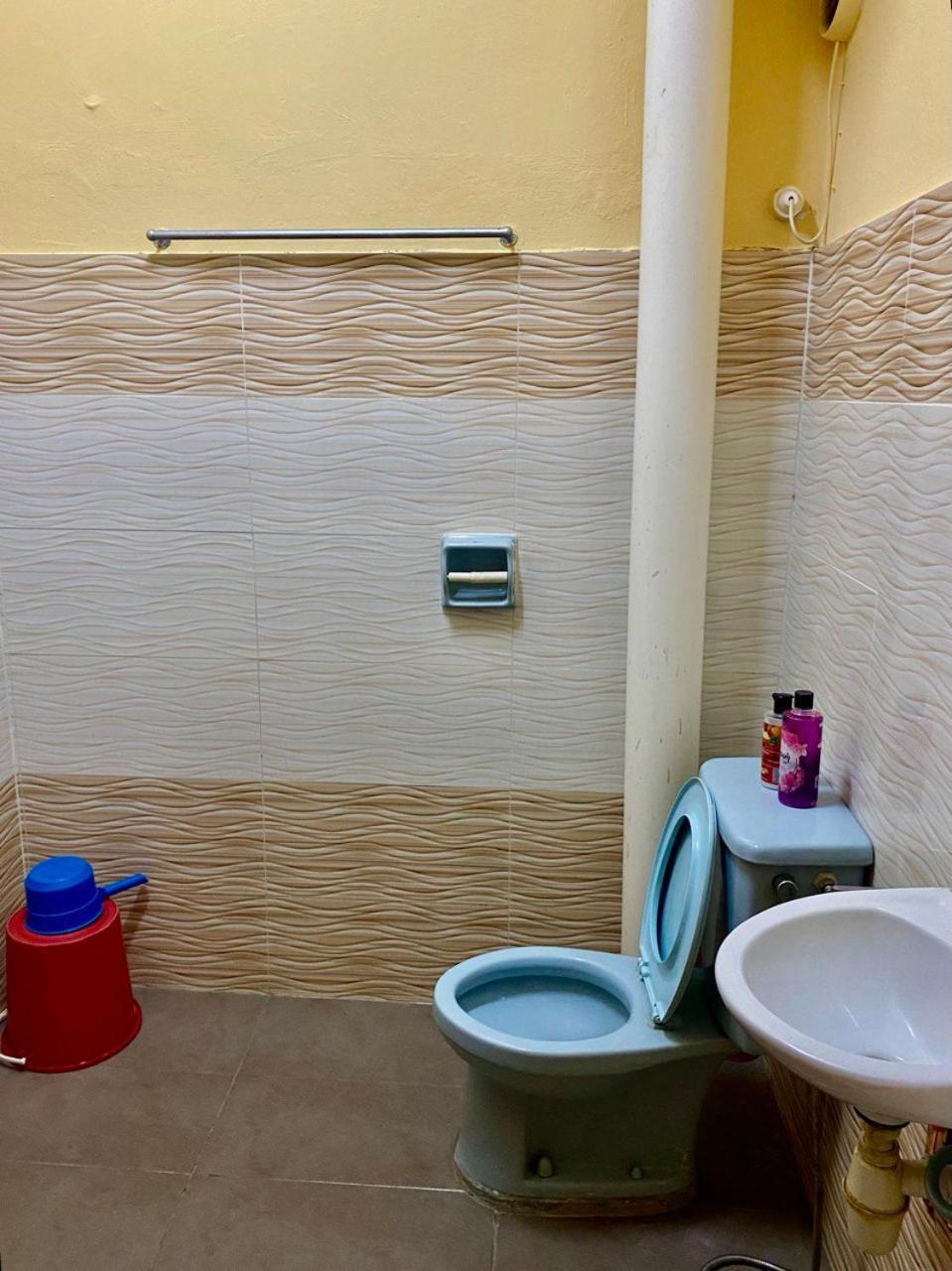 Purnama Homestay At Oceanview Resort ポートディクソン エクステリア 写真